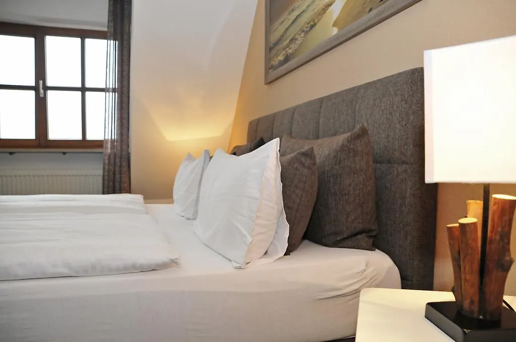 **  Hotel Zum Brunnen Friedberg  Germany